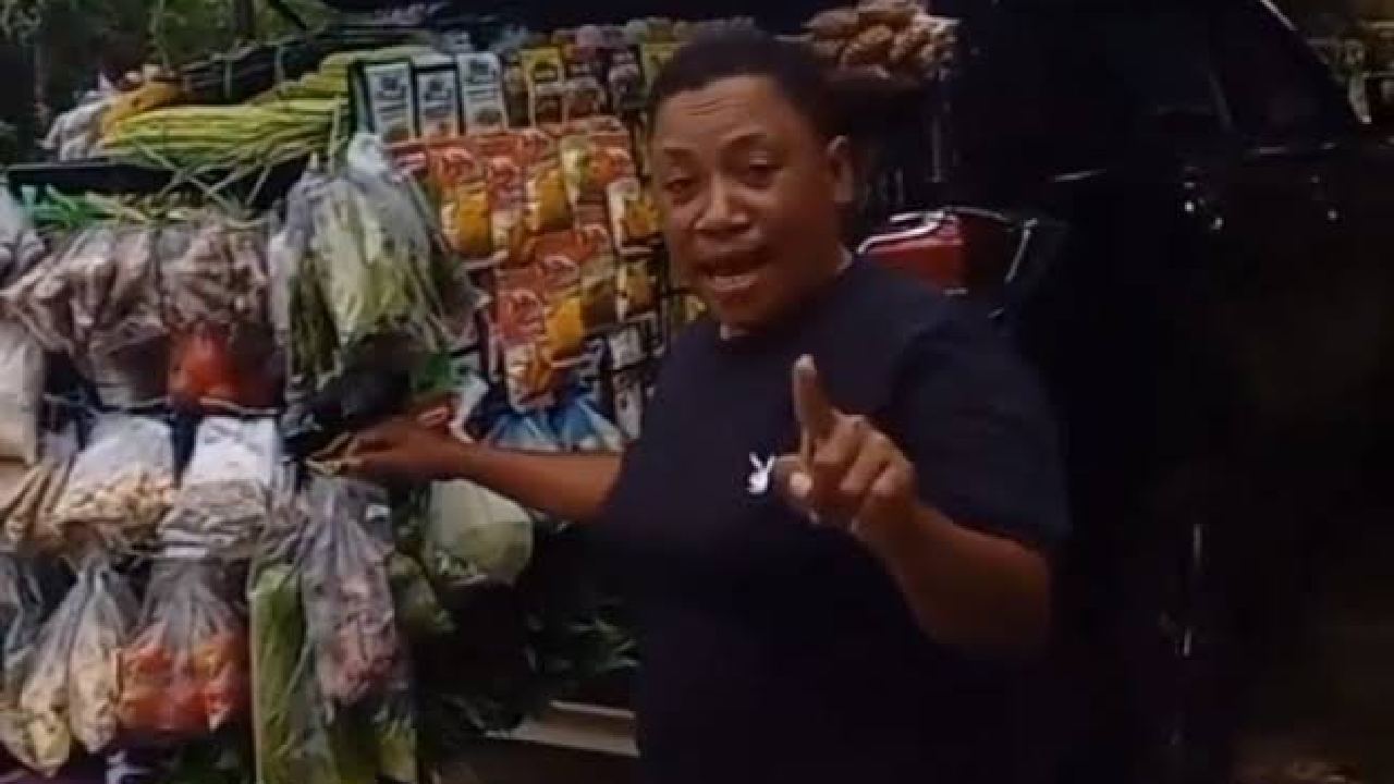 Tukang Sayur di Papua Sudah Biasa Sulap Pajero untuk Berdagang