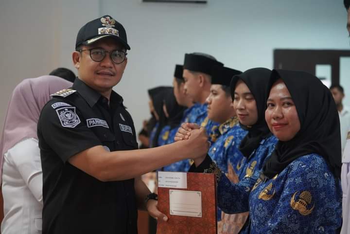 136 ASN Kolaka Utara Terima SK 100 Persen