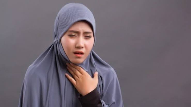 6 Tips Ampuh Atasi Sakit Tenggorokan saat Puasa