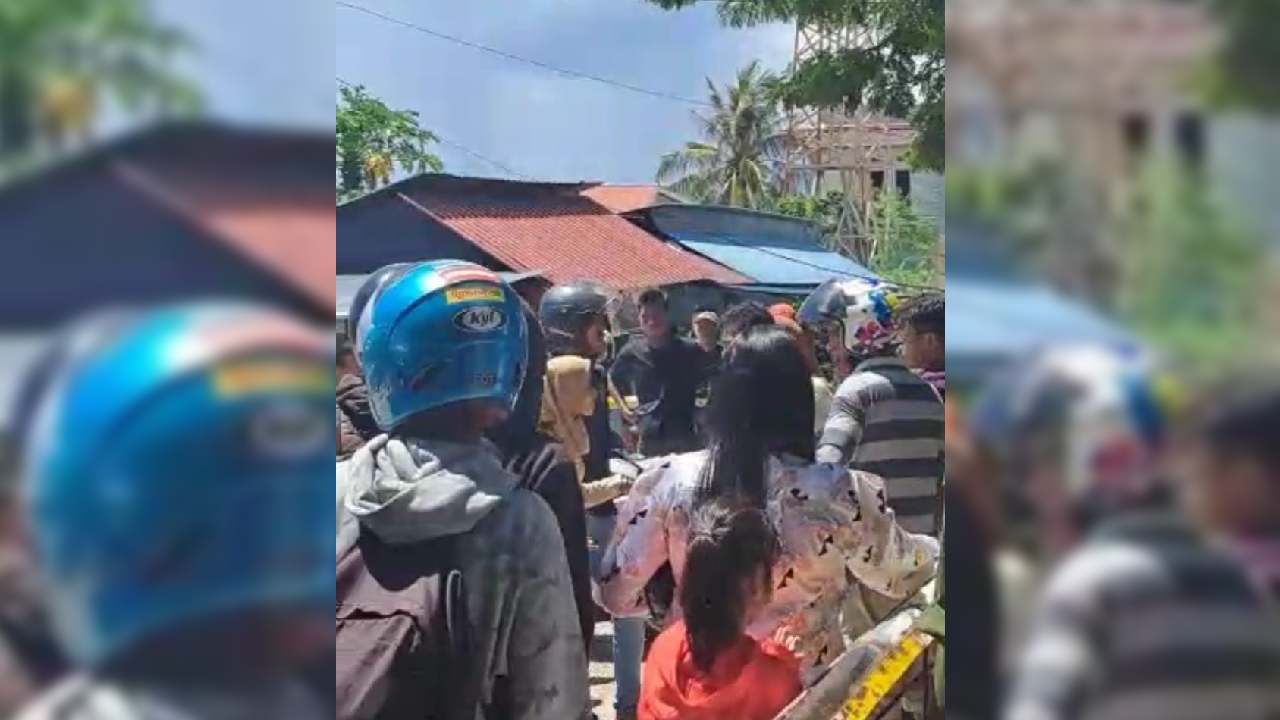 Antrean Calon Penumpang di Pelabuhan Feri Tampo Diwarnai Keributan