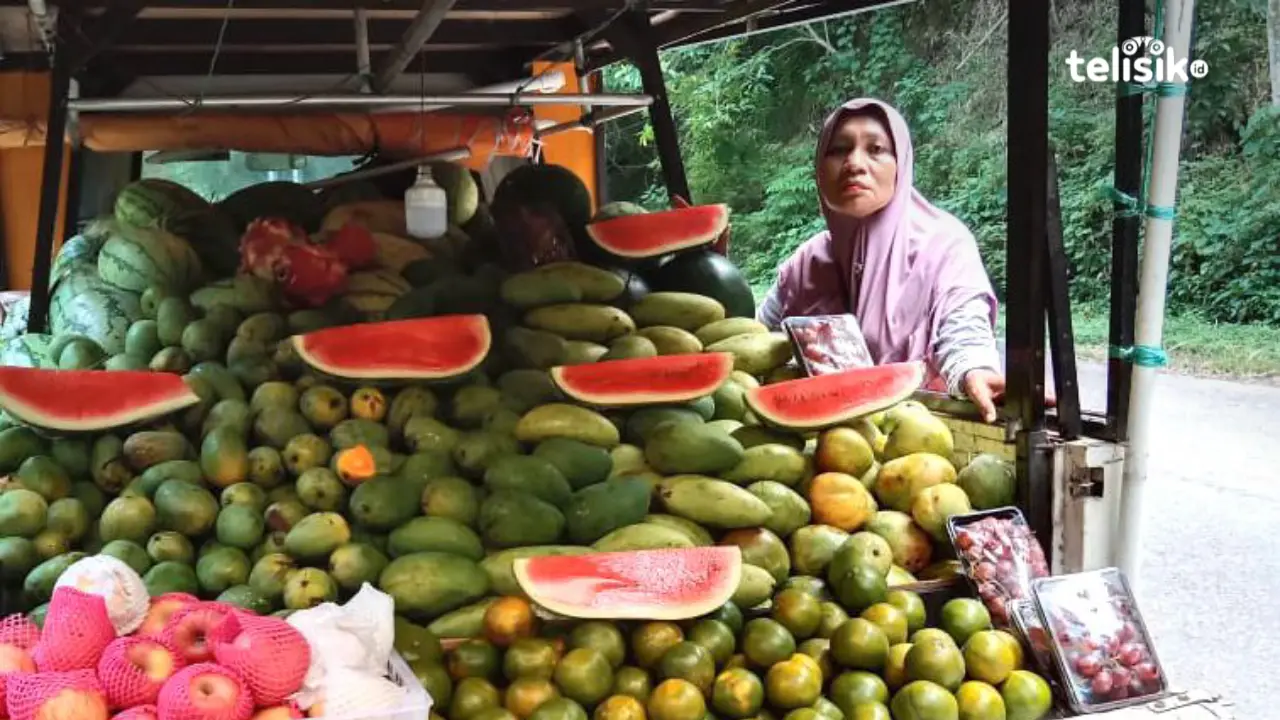 Buah-buahan Laku Keras Selama Ramadan