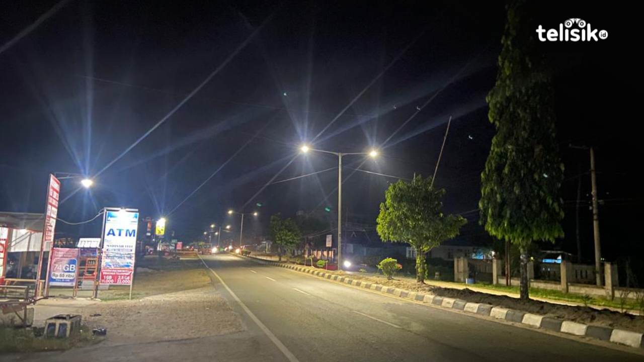 Ratusan Lampu Jalan Terangi Kota Konawe