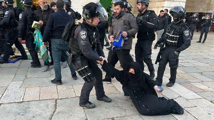 Remaja 14 Tahun Palestina Ditembak Tentara Israel, Serang Jemaah Lagi Salat Dhuha