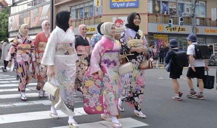 Tak Ada Suara Takbiran, 4 Tradisi Perayaan Idul Fitri di Jepang
