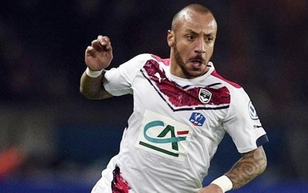 Temukan Akhlak Penganut Islam yang Sangat Tinggi, Julien Faubert Putuskan Mualaf 