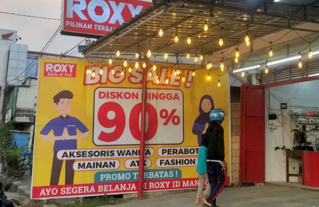 Lowongan Kerja Kendari: Roxy Buka 3 Posisi Buat Lulusan SMA, Tunjangan Besar