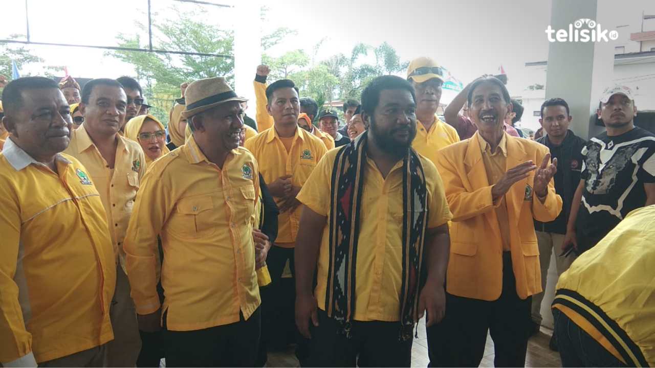 Daftar Bacaleg Diiringi Gong dan Silat, Golkar Optimis Rebut Ketua DPRD Kendari