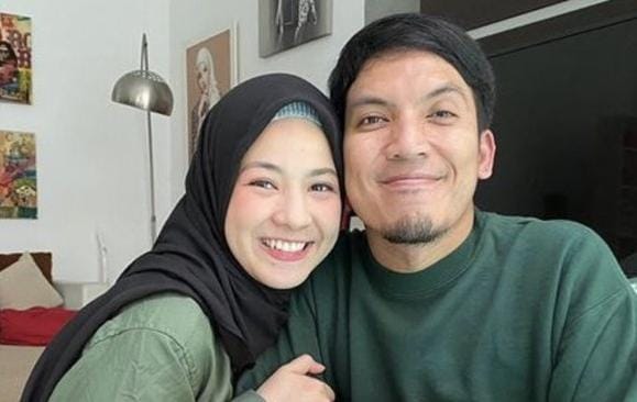 Desta Unggah Momen Kebersamaan dengan Wanita Lain, Gelagat Aneh Ceraikan Natasha Rizki Terlihat