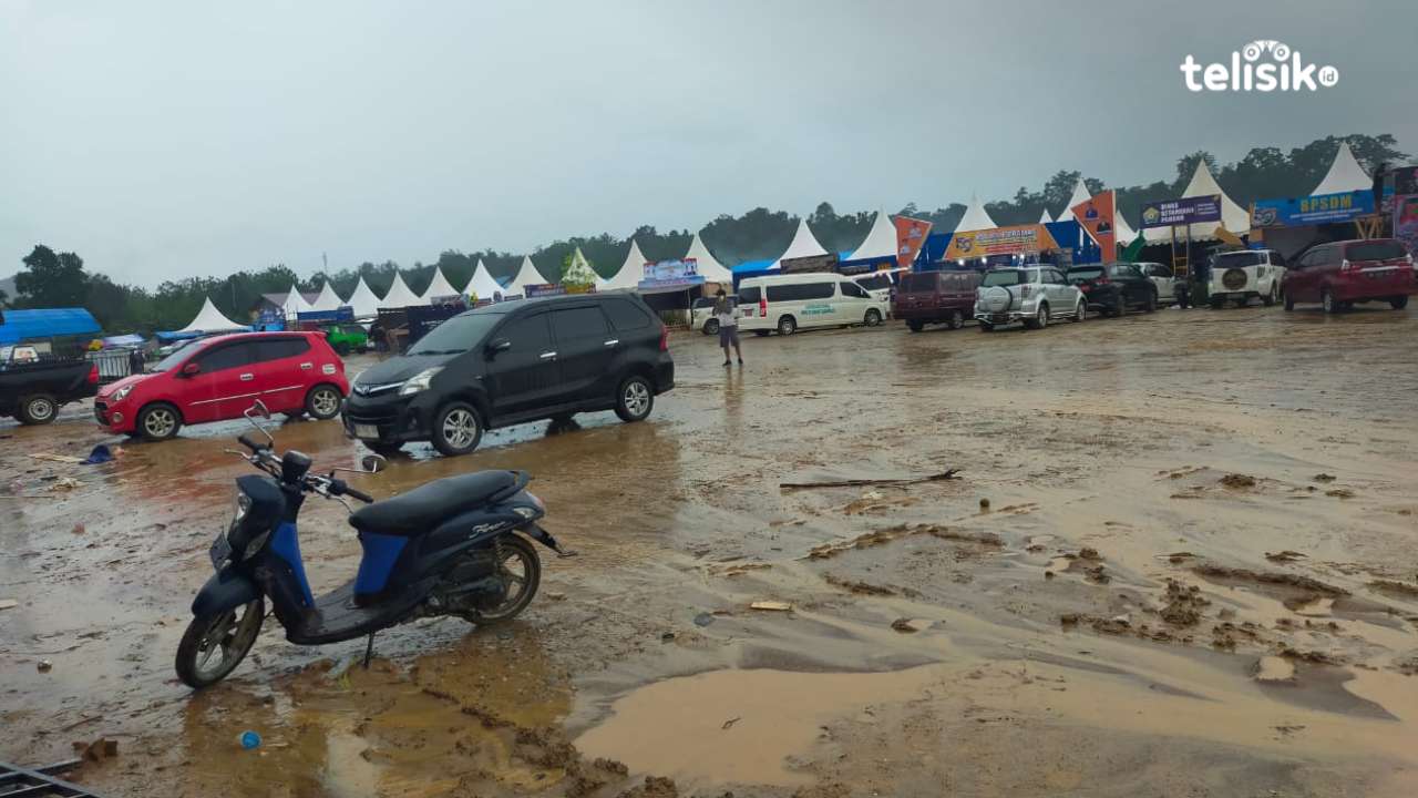 Hujan Deras Warnai Persiapan Pembukaan Pameran Pembangunan HUT ke-59 Sulawesi Tenggara
