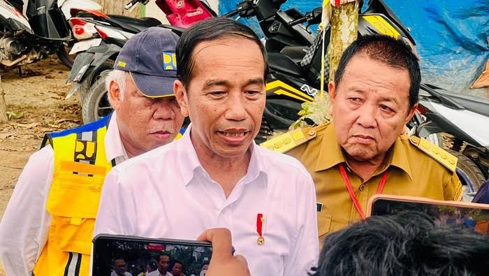 Jokowi Sidak Jalan Rusak, Gubernur Lampung Salahkan Pengusaha