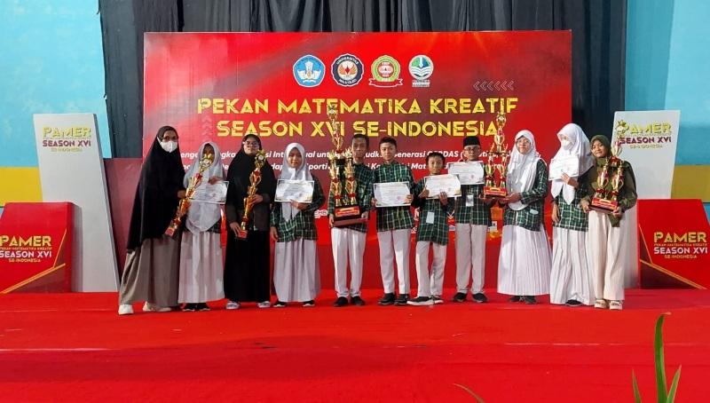 MTs Ummusshabri Juara Umum Tingkat SMP pada Pamer Season XVI se-Indonesia