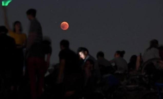 Muncul 18 Tahun Sekali, Intip Jadwal dan Lokasi Gerhana Bulan Penumbra di Indonesia