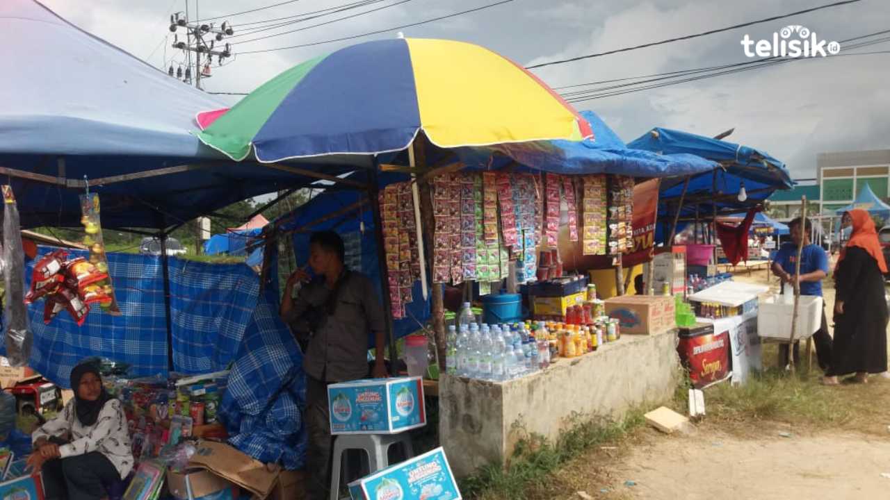 Pedagang Raup Untung di HUT ke-20 Konawe Selatan