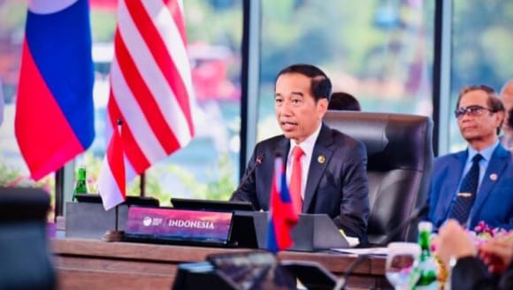 Resmi Buka KTT ASEAN Summit, Presiden Jokowi Sentil Situasi Dunia