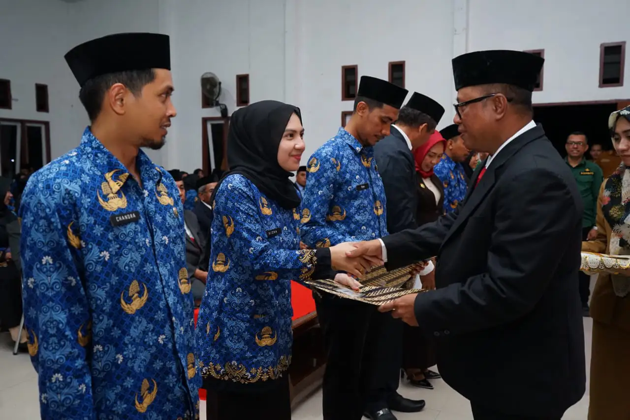 123 PPPK Muna Barat Resmi Dilantik