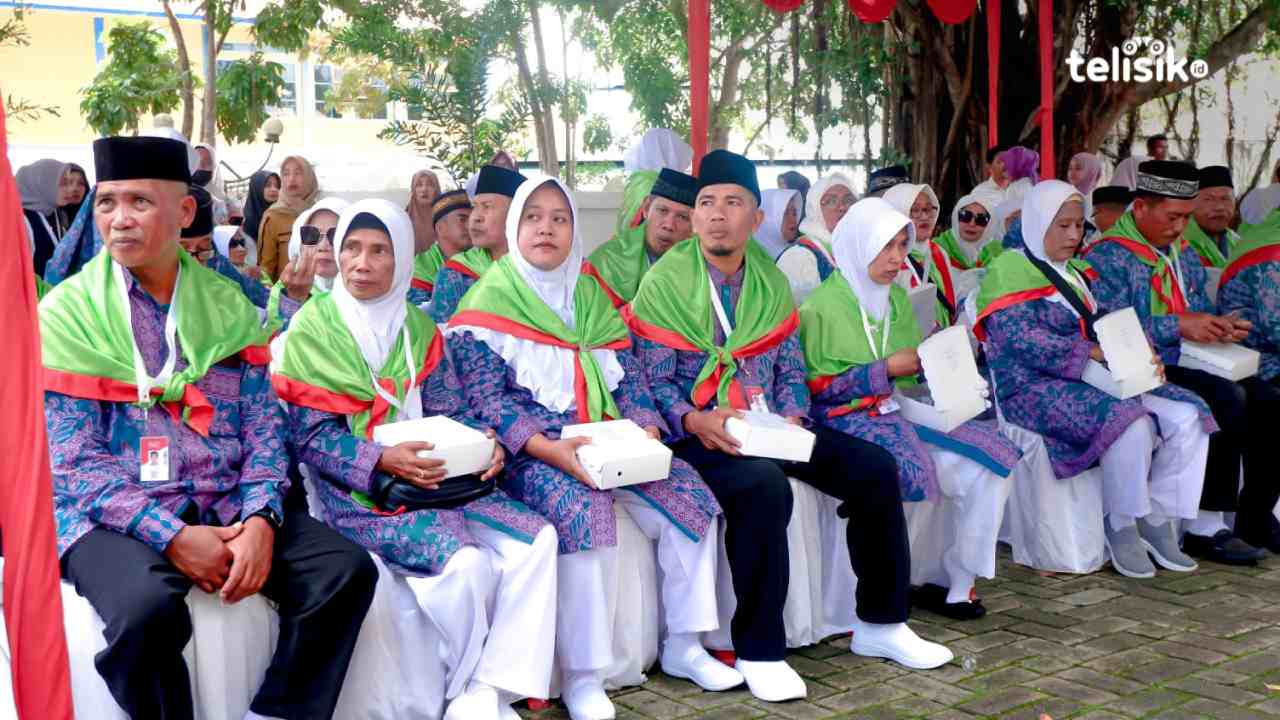 83 Calon Jemaah Haji Wakatobi Diminta Jaga Kesucian Kota Madinah