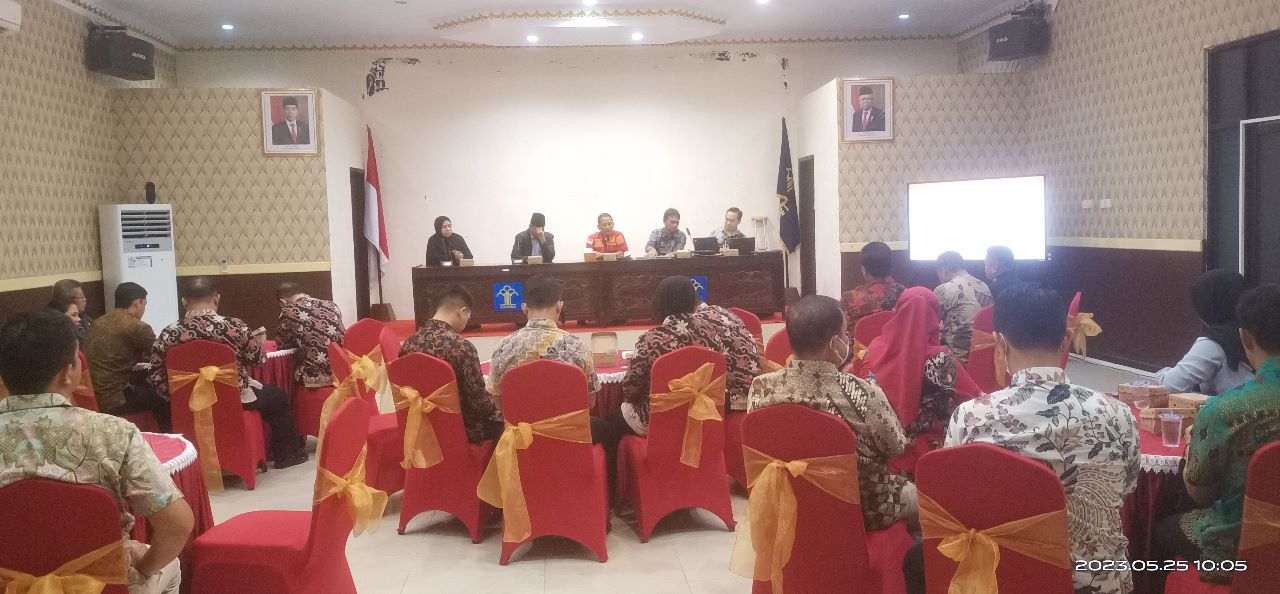 Ditjen HAM Bersama Kanwil Kemenkumham Sulawesi Tenggara Gelar Bimtek Analisis Peraturan