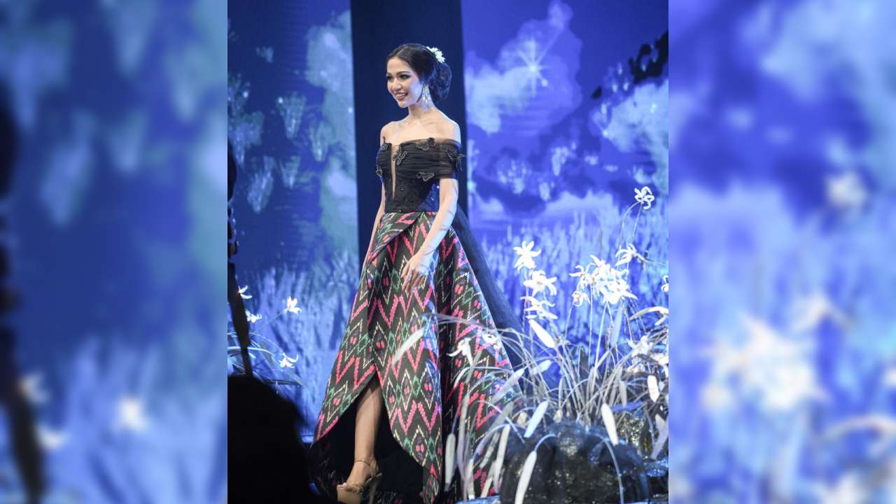 Anggrek Sorume Khas Kolaka Timur Menggema di Panggung Miss Mega Bintang Indonesia 2023