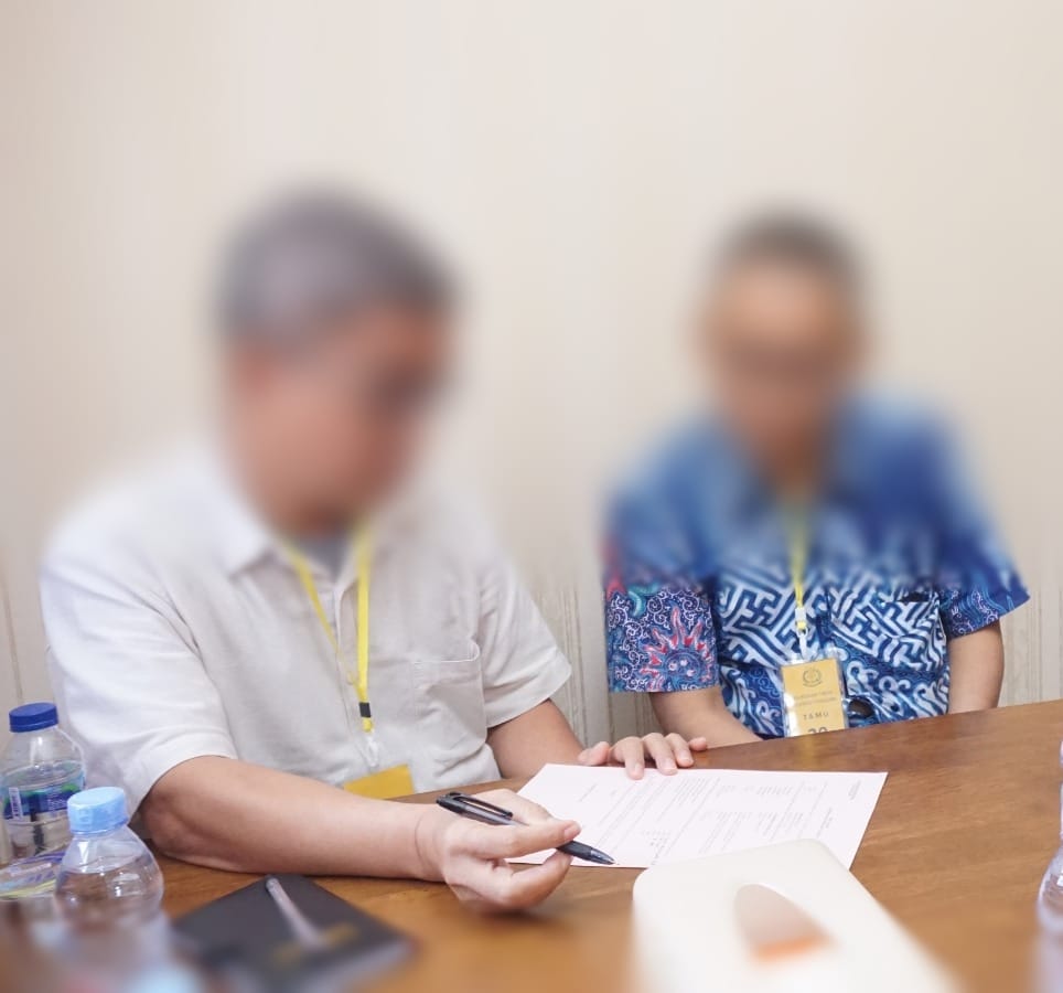 Berkas dan Dua Tersangka Dugaan Suap Izin PT Alfamidi Diserahkan ke JPU