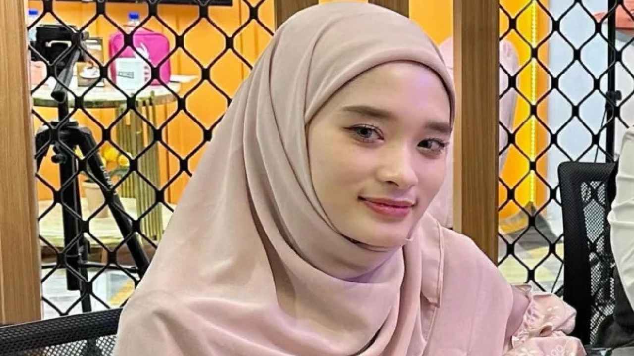 Bukan Cuma Inara, Ini Deretan Artis Wanita yang Putuskan Lepas Cadar