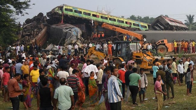 Detik-detik Tabrakan 3 Kereta di India Tewaskan 288 Orang, Paling Mematikan di Dunia