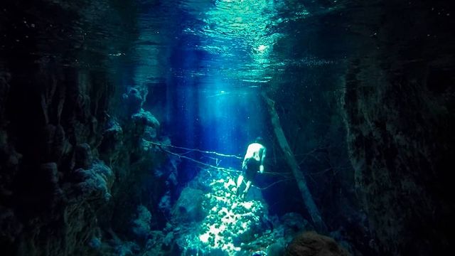 Intip Aktivitas Terapung Suku Bajo di Desa Wisata Batu Belah Tanjung Batu Konawe Kepulauan