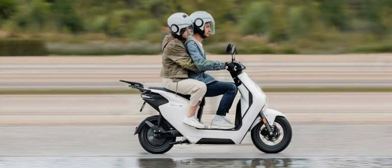 Jangan Hanya Tergiur Harga Murah, Begini Cara Rawat Motor Listrik