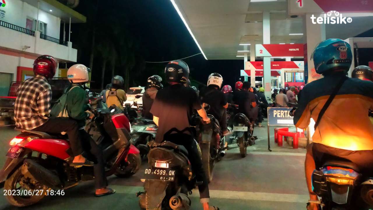 Jelang Idul Adha Antrean di Sejumlah SPBU Kolaka Timur Meningkat