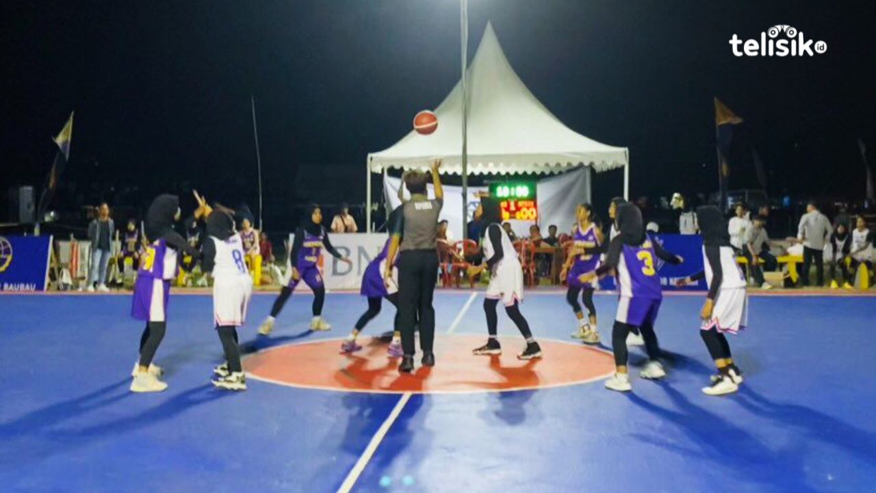 Pelajar se-Sulawesi Tenggara Ikut Kompetisi Basket di Kota Baubau