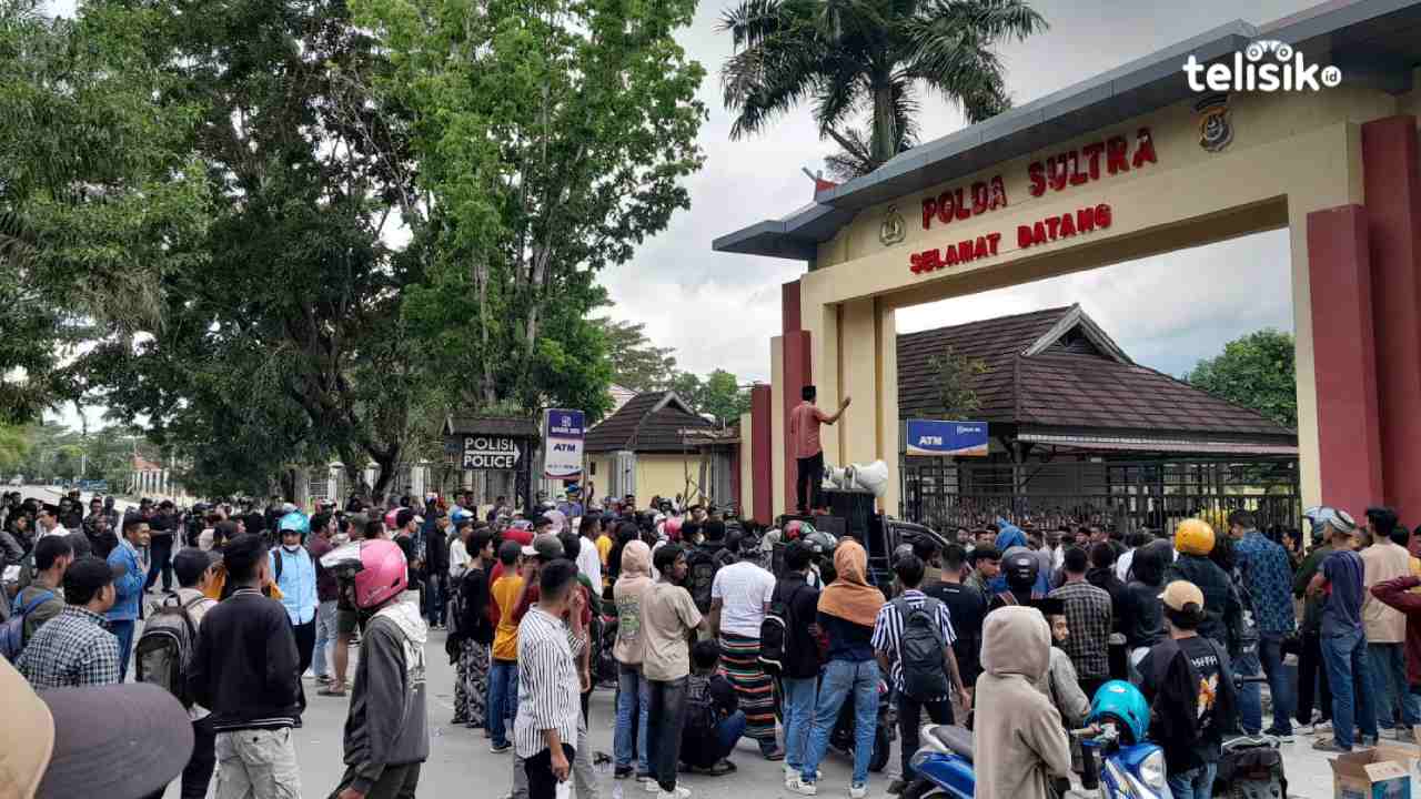 Ratusan Pendemo Geruduk Polda Sulawesi Tenggara Tuntut Tangkap Penghina Suku Muna