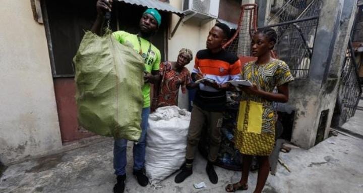 Tak Seperti di Indonesia, di Negara Ini Bisa Bayar Sekolah Pakai Sampah