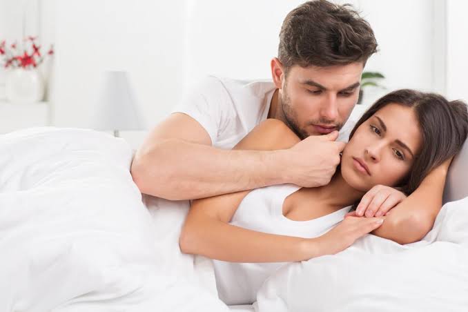 5 Cara Sopan Menolak Pasangan untuk Berhubungan Seks
