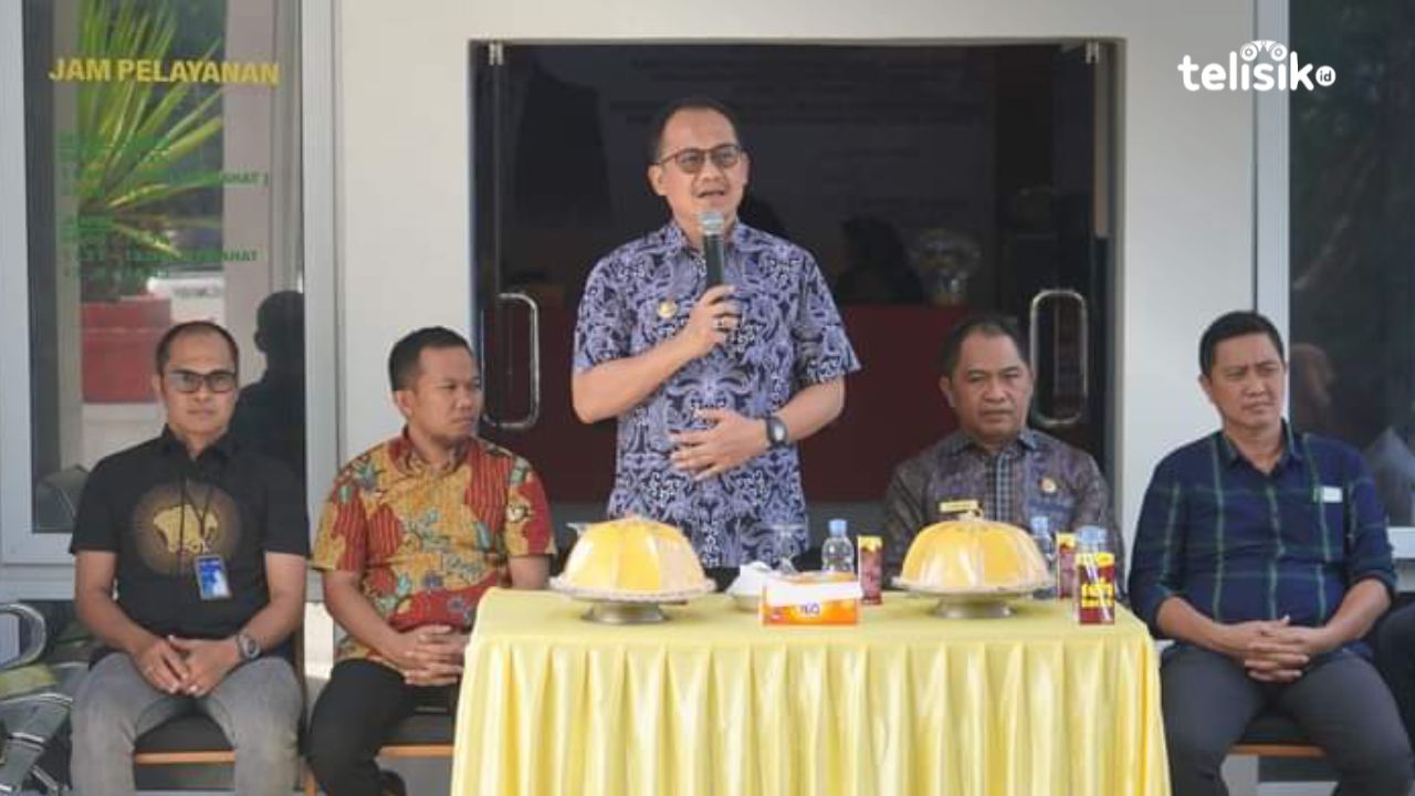 Tingkatkan Aksesibilitas Pendidikan, Pemda Kolaka Utara Serahkan Puluhan Unit Mobil Sekolah