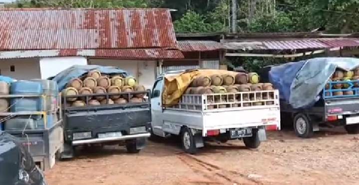 Aneh Suplai Elpiji 3 Kilogram Agen ke Pangkalan Lancar, di Tingkat Pengecer Langka