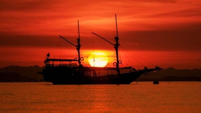 Berwarna Orange di Bumi, Ini Warna Matahari Tenggelam di Planet Lain