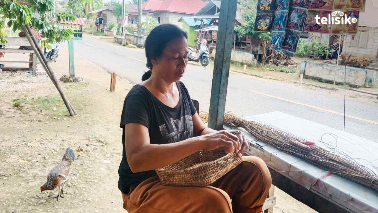 Bukan Seorang Single Parents, Ini Perjuangan Ibu Dua Anak jadi Tulang Punggung Keluarga