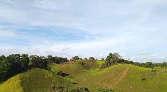 Bukit Tiga Putri Konawe Selatan Tawarkan Panorama Senja Incaran Anak Muda, Begini Keindahannya