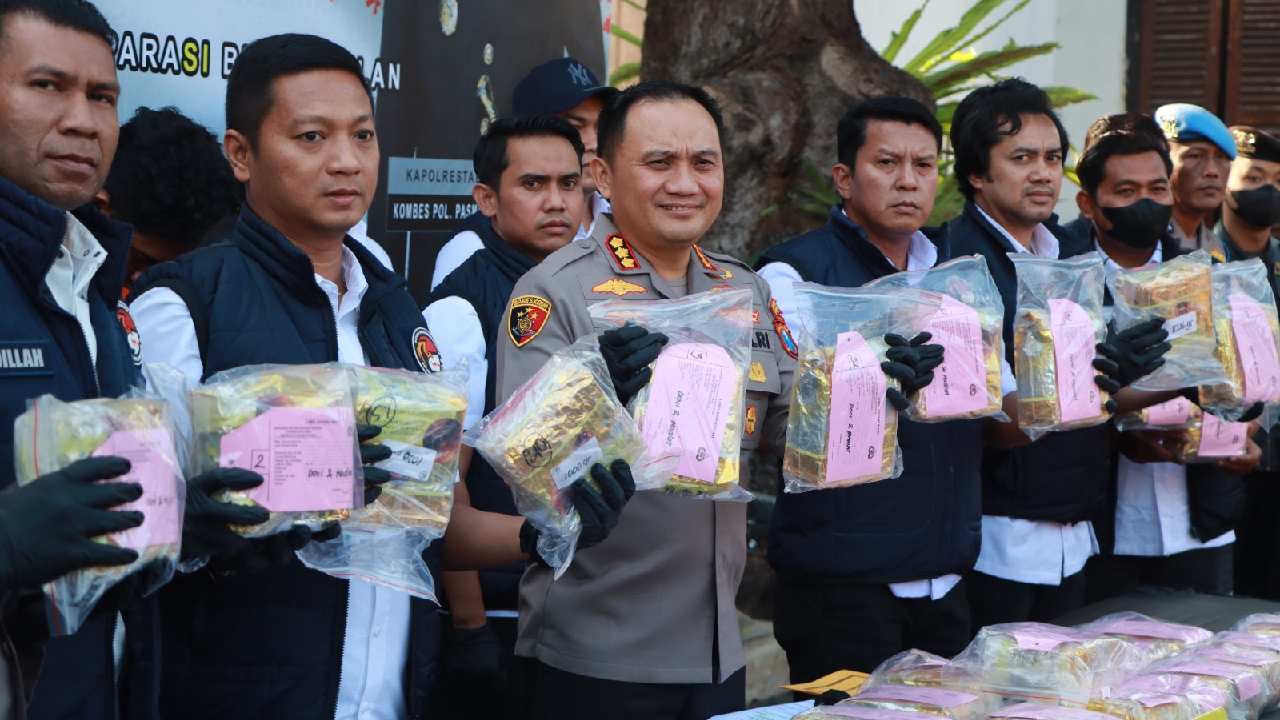 Dua Terduga Pengedar Sabu Jaringan Sumatera Selatan Ditangkap di Palembang