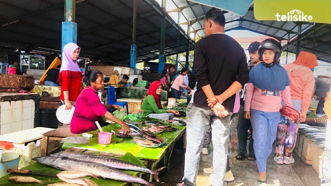 Harga Ikan Belum Stabil, Emak-Emak di Baubau Stok Tahu dan Tempe