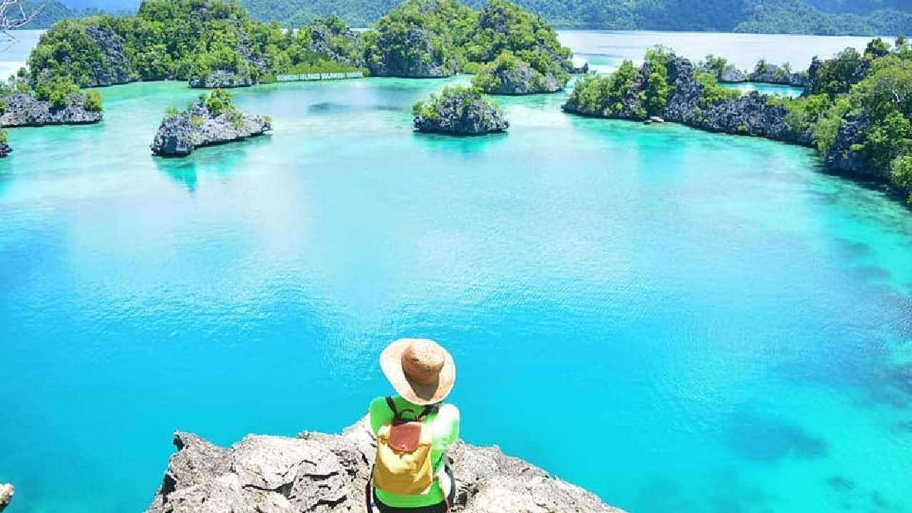 Keindahan View Desa Wisata Labengki, Layaknya Surga Mini Raja Ampat di Sulawesi Tenggara