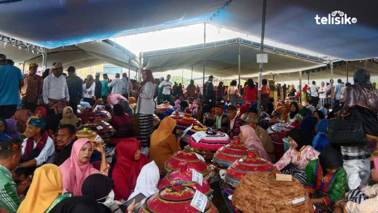 Mengenal Pekande-Kandea pada HUT ke-64 Kabupaten Buton