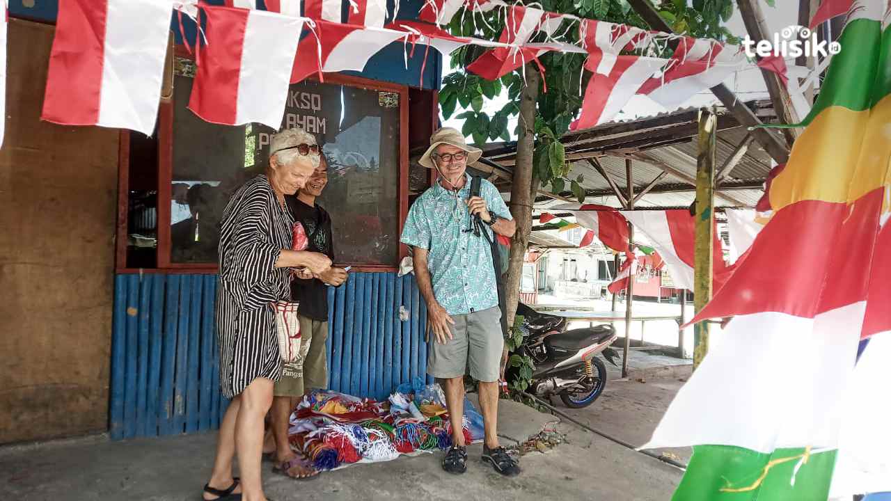 Didatangi Turis, Penjual Bendera Merah Putih di Wakatobi Bingung Cara Layani