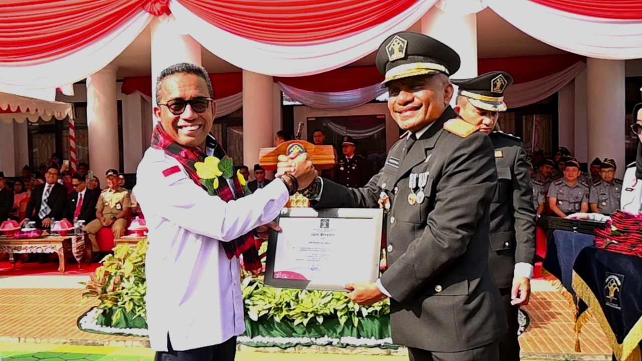 HUT ke-78, Kanwil Kemenkumham Sulawesi Tenggara Beri Penghargaan Mitra Kerja