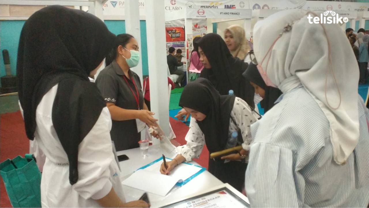 Permudah Alumni Cari Peluang Karier, UHO Hadirkan 7 Perusahaan Unggulan di Job Fair UHO 2023