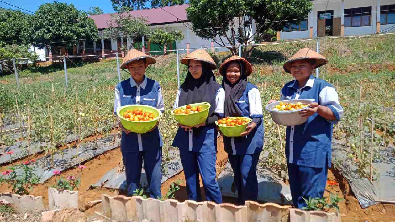Program Ketahanan Pangan Raih Rekor Muri, Yusmin: Ke Depan Tanam Buah-buahan