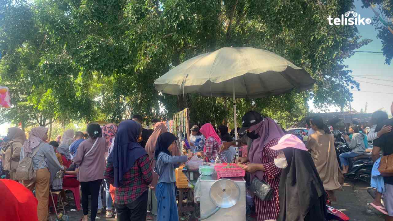 UMKM Dadakan di Kota Baubau Bermunculan di Sepanjang Area Gerak Jalan 17-an