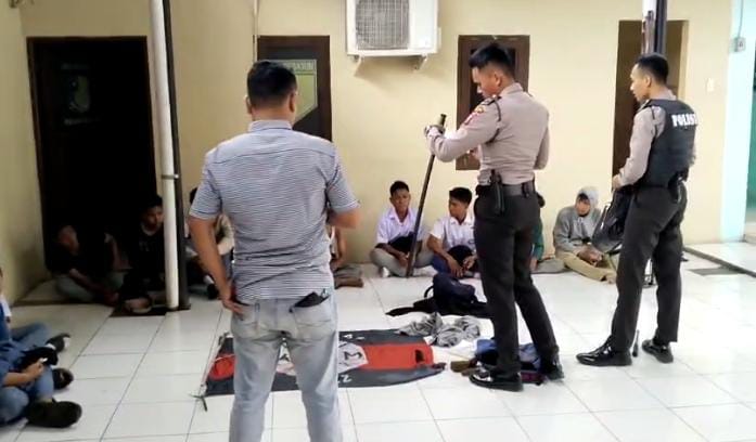 Usai Upacara HUT ke-78 RI, Puluhan Pelajar di Sumatera Utara Diduga Hendak Tawuran Diamankan Polisi