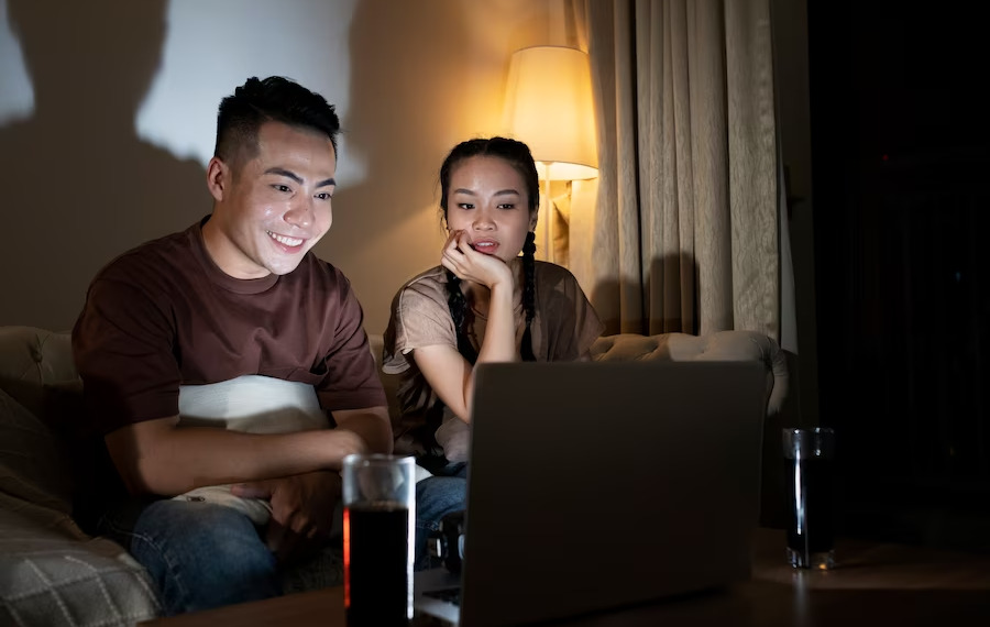 15 Rekomendasi Film Netflix Terbaik 2023