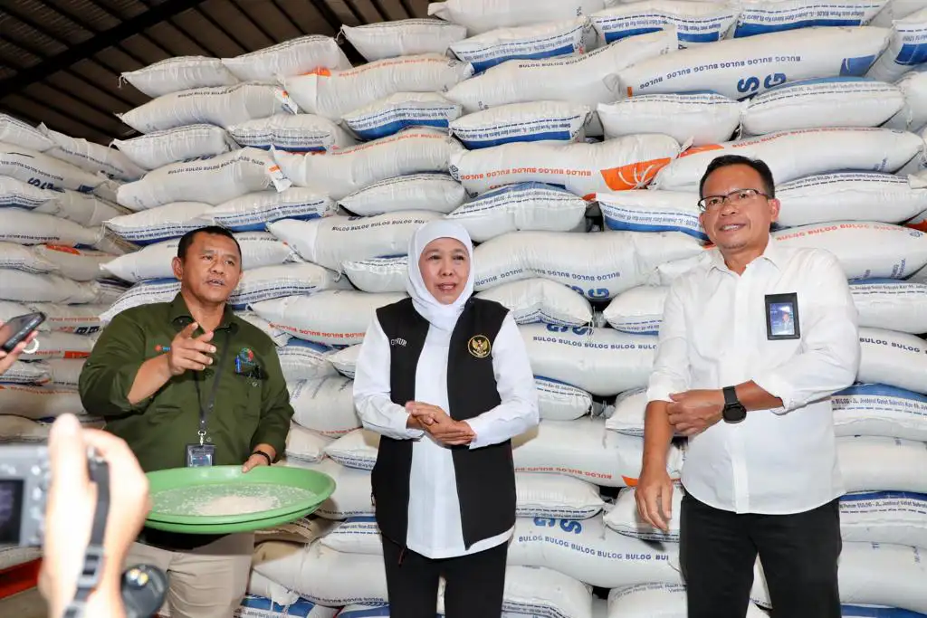Harga Melambung Tinggi, Stok Beras di Jawa Timur Aman