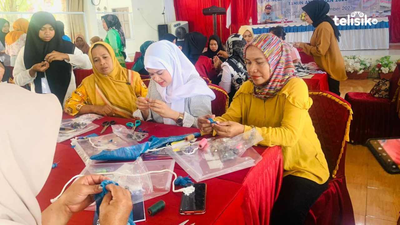 Baubau Kembangkan Industri Kreatif Lewat Pelatihan Handycraft